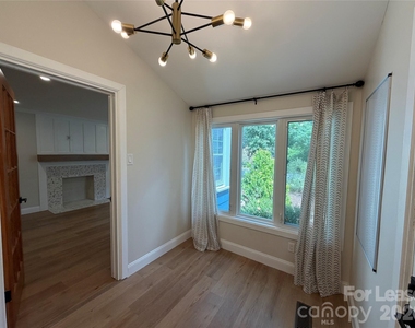 4318 Raney Way - Photo Thumbnail 11