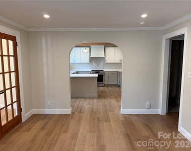 4318 Raney Way - Photo Thumbnail 7