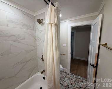 4318 Raney Way - Photo Thumbnail 15