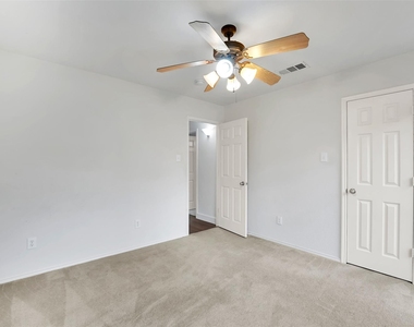 12618 Red Hawk Drive - Photo Thumbnail 14