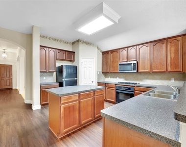 12618 Red Hawk Drive - Photo Thumbnail 25