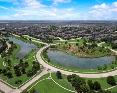 12618 Red Hawk Drive - Photo Thumbnail 34