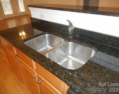 12057 Copper Mountain Boulevard - Photo Thumbnail 8
