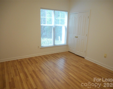 12057 Copper Mountain Boulevard - Photo Thumbnail 18
