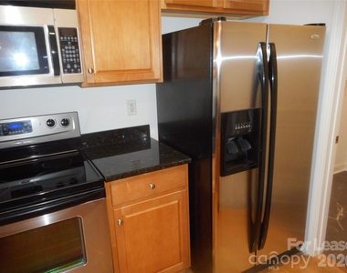 12057 Copper Mountain Boulevard - Photo Thumbnail 7