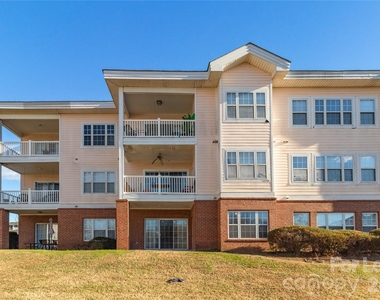 9047 Meadow Vista Road - Photo Thumbnail 28