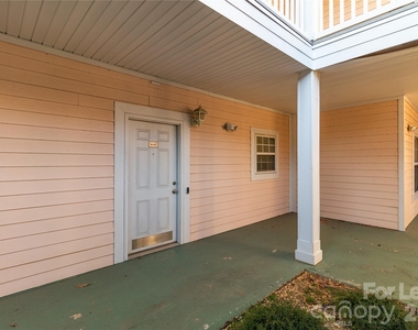 9047 Meadow Vista Road - Photo Thumbnail 3