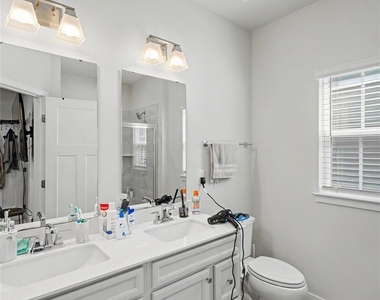 9330 Mallard Mills Drive - Photo Thumbnail 15