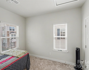 9330 Mallard Mills Drive - Photo Thumbnail 14