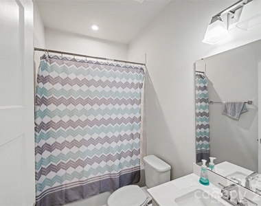 9330 Mallard Mills Drive - Photo Thumbnail 17