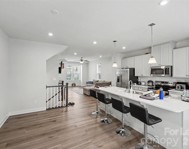9330 Mallard Mills Drive - Photo Thumbnail 2