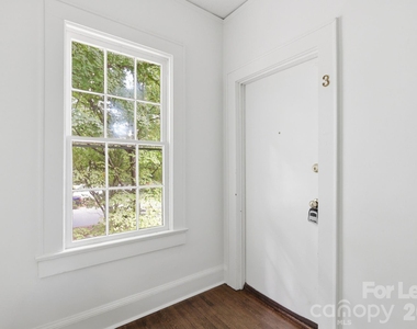 2112 Crescent Avenue - Photo Thumbnail 7