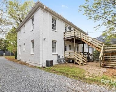 2112 Crescent Avenue - Photo Thumbnail 23