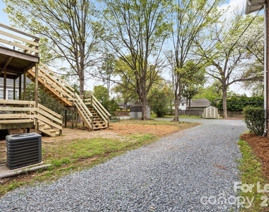 2112 Crescent Avenue - Photo Thumbnail 25