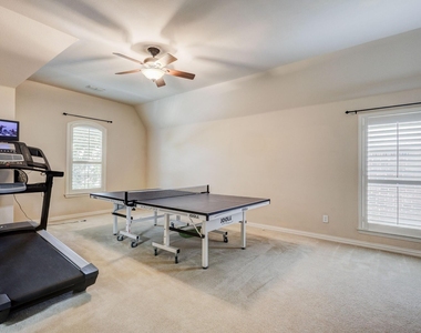 2663 Clearfield Lane - Photo Thumbnail 36