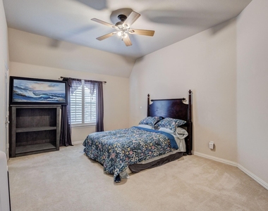 2663 Clearfield Lane - Photo Thumbnail 26