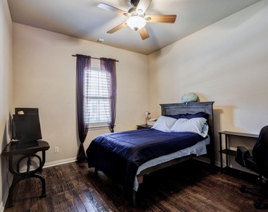 2663 Clearfield Lane - Photo Thumbnail 22