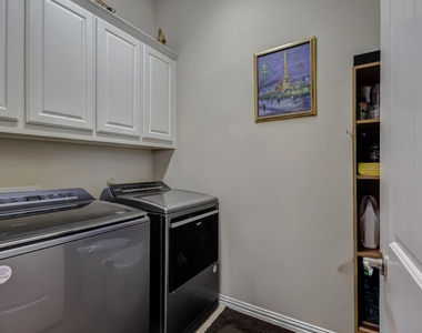 2663 Clearfield Lane - Photo Thumbnail 13