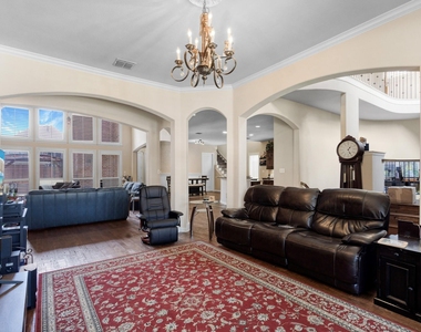 2663 Clearfield Lane - Photo Thumbnail 4