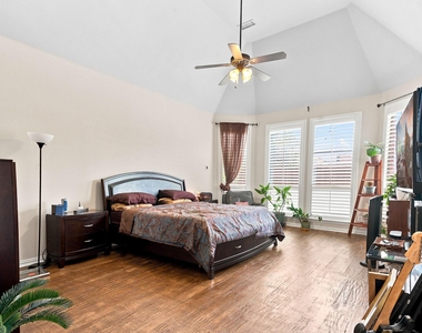 2663 Clearfield Lane - Photo Thumbnail 25