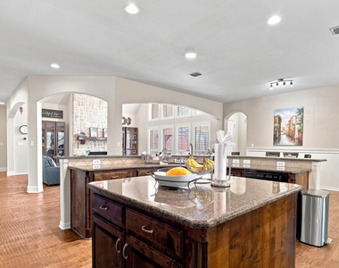 2663 Clearfield Lane - Photo Thumbnail 17