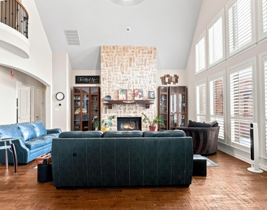 2663 Clearfield Lane - Photo Thumbnail 10