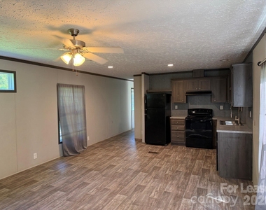 115 Kimberly Circle - Photo Thumbnail 1