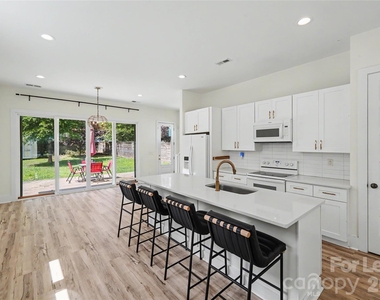 1521 Walton Road - Photo Thumbnail 13