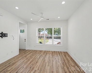 1521 Walton Road - Photo Thumbnail 8