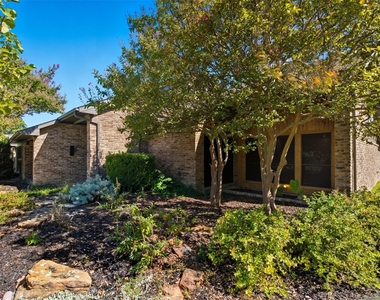 3512 Bender Trail - Photo Thumbnail 2