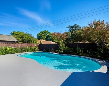 3512 Bender Trail - Photo Thumbnail 23
