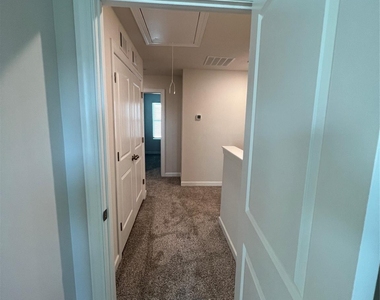 2514 Arbor Loop Drive - Photo Thumbnail 28