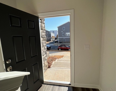 2514 Arbor Loop Drive - Photo Thumbnail 1