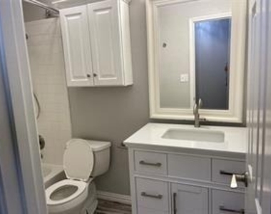 1214 Broken Arrow Trail - Photo Thumbnail 15