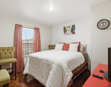 2900 Fitzhugh Avenue - Photo Thumbnail 14