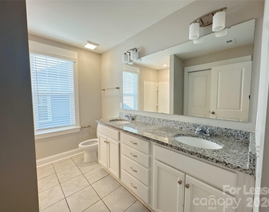 807 Mcarthur Avenue - Photo Thumbnail 10