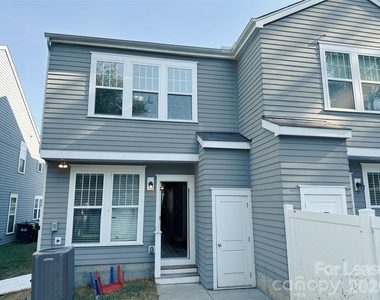 807 Mcarthur Avenue - Photo Thumbnail 16