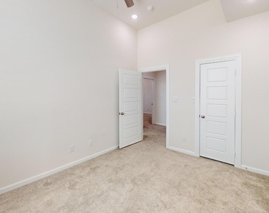 16134 Doe Lake Drive - Photo Thumbnail 9