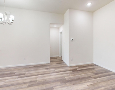 16134 Doe Lake Drive - Photo Thumbnail 6