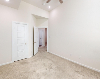 16134 Doe Lake Drive - Photo Thumbnail 13