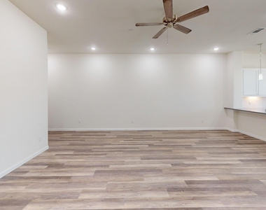 16134 Doe Lake Drive - Photo Thumbnail 5