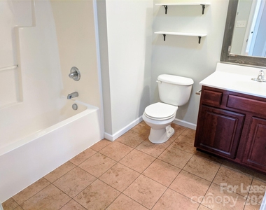 322 Clover Street - Photo Thumbnail 12