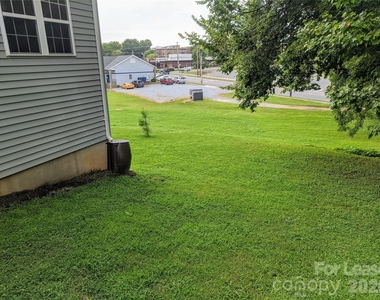322 Clover Street - Photo Thumbnail 22