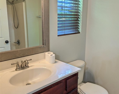 322 Clover Street - Photo Thumbnail 17