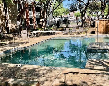 3609 W Northgate Drive - Photo Thumbnail 14