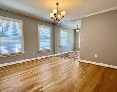 6017 La Vista Drive - Photo Thumbnail 4