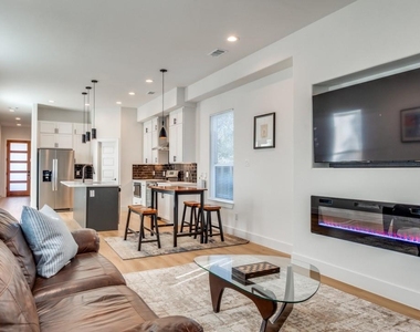2210 Bethurum - Photo Thumbnail 3