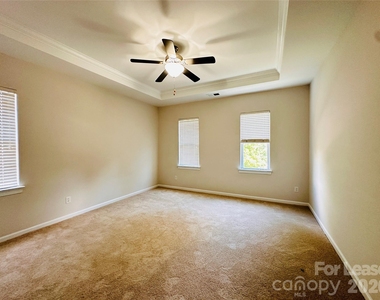 10326 Newbridge Road - Photo Thumbnail 8