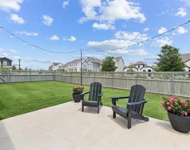 2301 Jack Rabbit Way - Photo Thumbnail 33