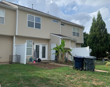 13450 Delstone Drive - Photo Thumbnail 15